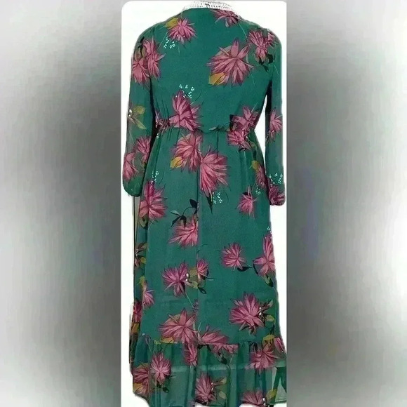 Ava & Viv Faux Wrap Floral Green Dress (340) - Picture 4 of 13